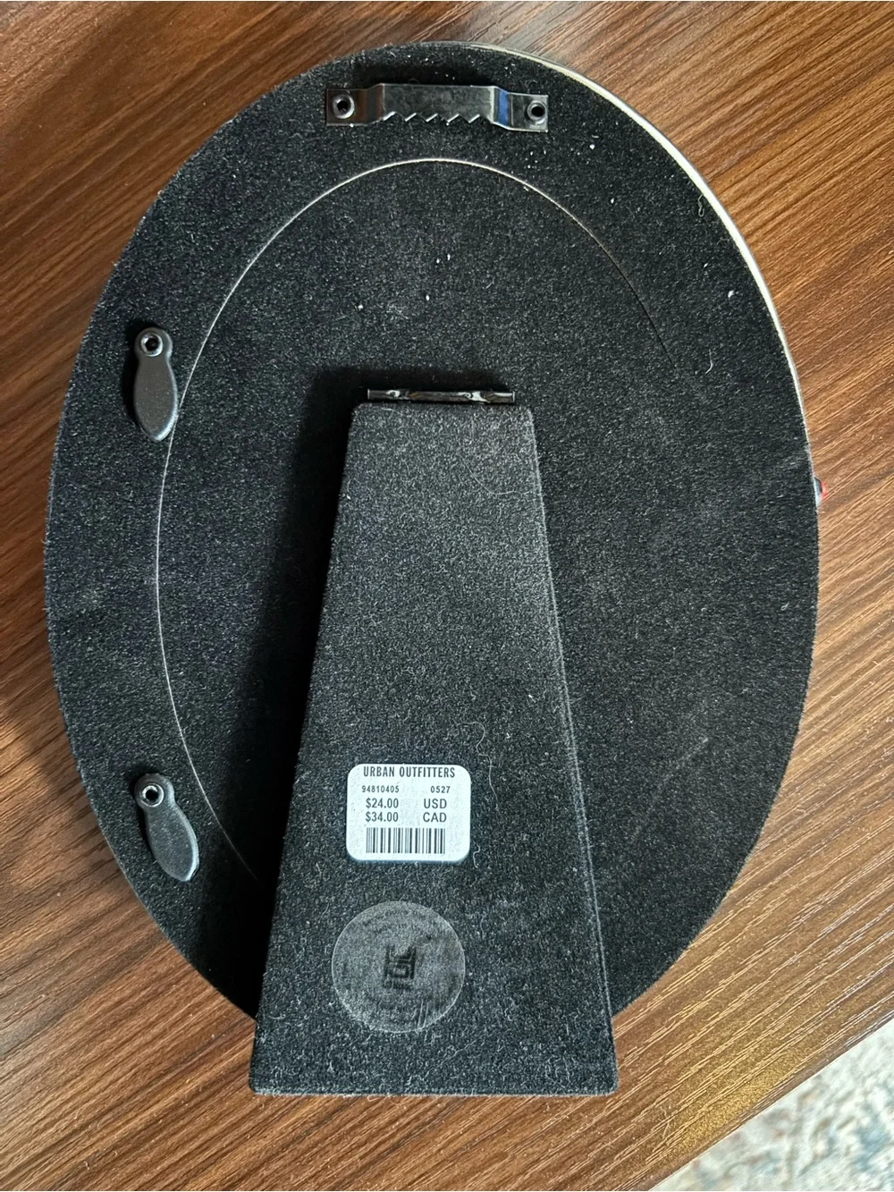 Anthropologie bold horseshoe including